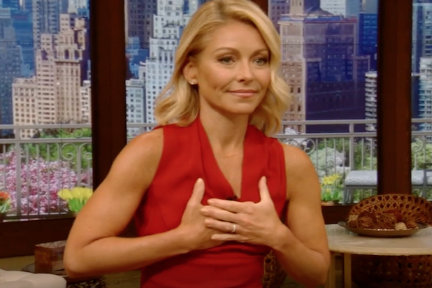 Kelly Ripa Sets Mid August ‘live Guest Co Hosts