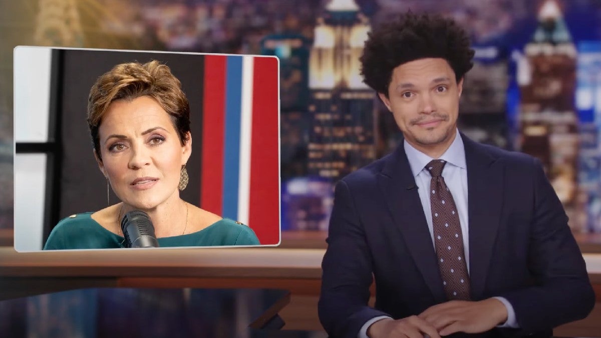 Trevor Noah Mocks Kari Lake S Claim That Arizonans Know Bs