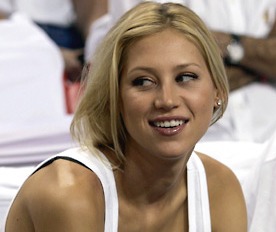 Anna Kournikova out after one season as 'Biggest Loser' trainer