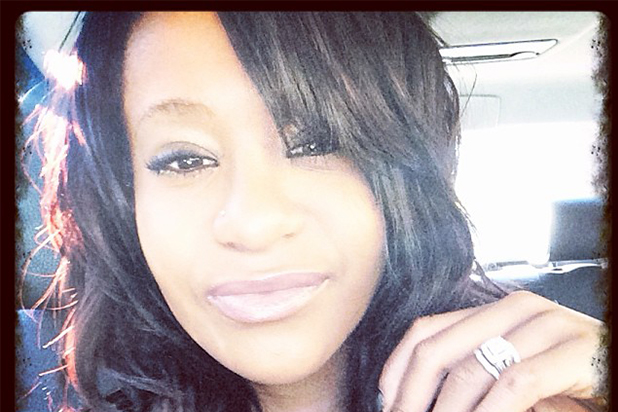 Whitney Wallace Instagram Bobbi Kristina Brown S Cousin Accuses Aunt Of Drowning Her To Cover Up Whitney Houston Murder