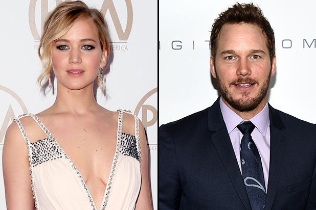 618px x 412px - Passengers' First Peek: Jennifer Lawrence and Chris Pratt Get Sexy in Space