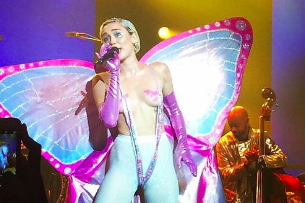 618px x 412px - Miley Cyrus Pulls Off Vulgar Performance at Adult Swim Upfront Party (Video)