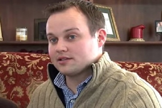 Edited Porn - Josh Duggar's Ashley Madison Statement Edited to Remove Porn ...