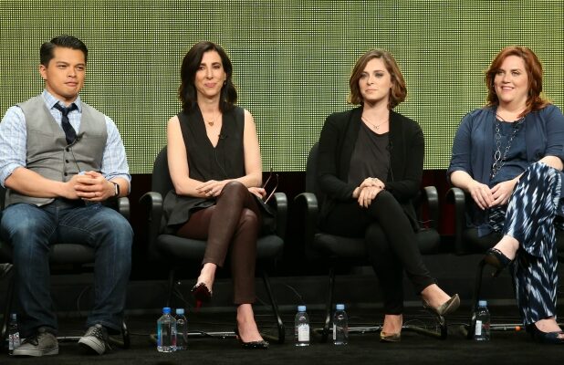 618px x 400px - Crazy Ex Girlfriend' Cast Charms TV Critics During CW ...