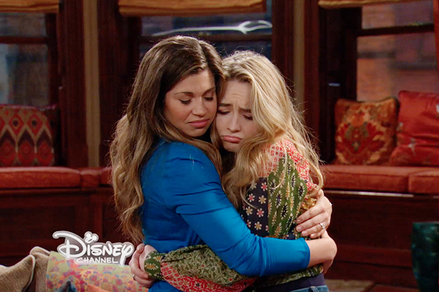 618px x 412px - Girl Meets World' Season Finale Teases Advice From Topanga (Exclusive Video)