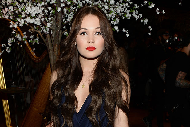 618px x 412px - Disney Star Kelli Berglund Arrested at Coachella