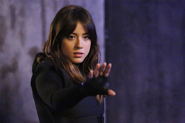 Agents Of S H I E L D Actress Complains Marvel Doesn T Seem To Care About Abc Drama