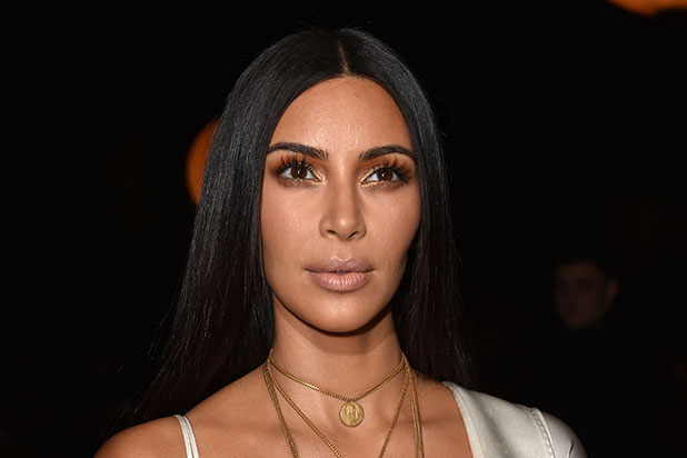 Kim Kardashian Outrageous - Kim Kardashian Apologizes for Dressing as Aaliyah for Halloween