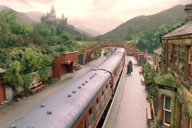 Real Hogwarts Express Rescues Lost Scottish Family