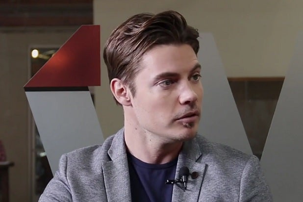 'The Arrangement' Star Josh Henderson Promises 'Normal Love Story' in ...