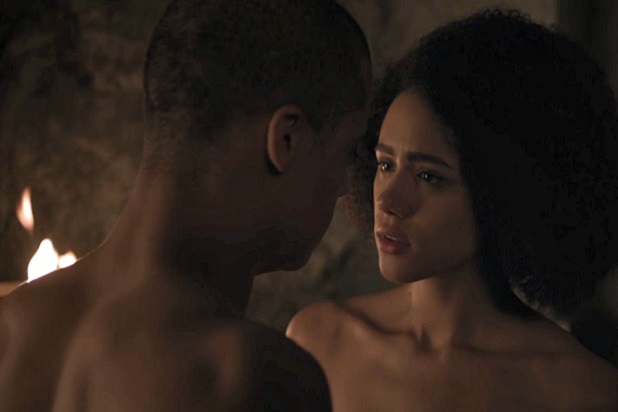 618px x 412px - Game of Thrones' Star Emilia Clarke Says Sex-Scene Criticism ...