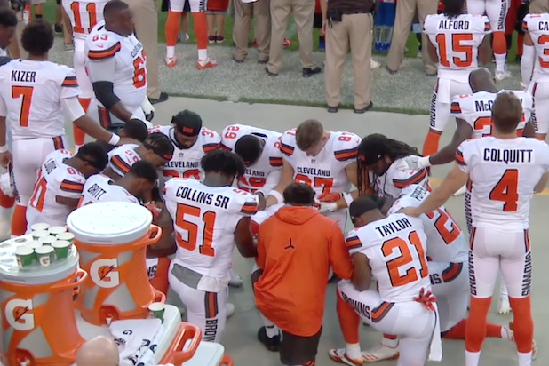 First White Nfl Player Kneels During National Anthem I
