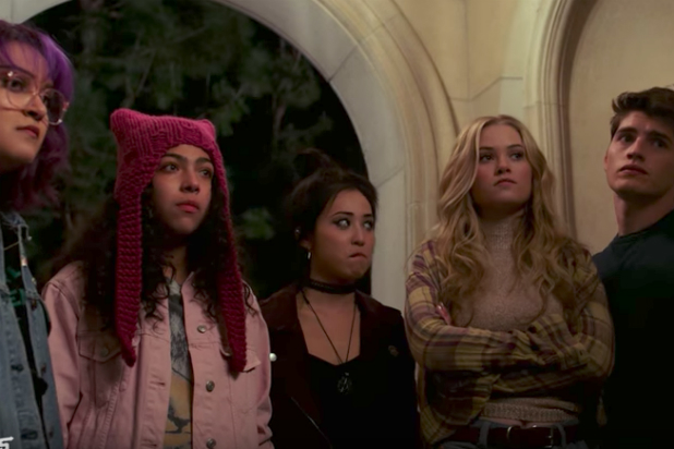 'Marvel's Runaways' Trailer: 'Something Really Weird Is ...