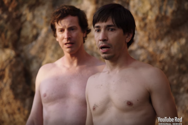 618px x 412px - Rob Huebel on Getting Naked With Justin Long on Malibu Beach for New Show:  'That Was Weird'