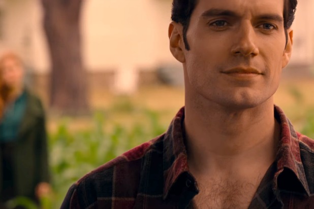 Jake Henry Porn - Here's Why Superman's Mouth Looks Weird in 'Justice League'