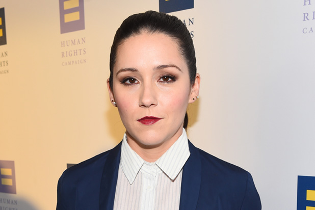 Westworld S Shannon Woodward To Produce Series Based On Nxivm Sex Cult