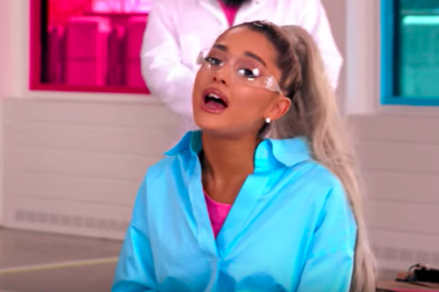 Ariana Grande Blue Hair Porn - Ariana Grande Does 'No Tears Left to Cry' on Nintendo Labo ...