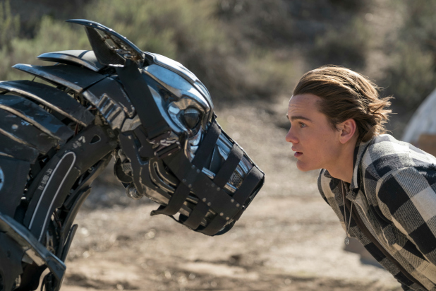 618px x 412px - A-X-L' Film Review: Robot-Dog Tale Is a Bucket of Bolts and Borrowed Ideas