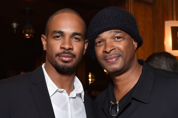 Damon Wayans Jr S Dad Cast As His Cbs Happy Together Father