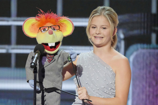 'AGT: The Champions' Sneak Peek: Darci Lynne Farmer, Oscar Are Back to