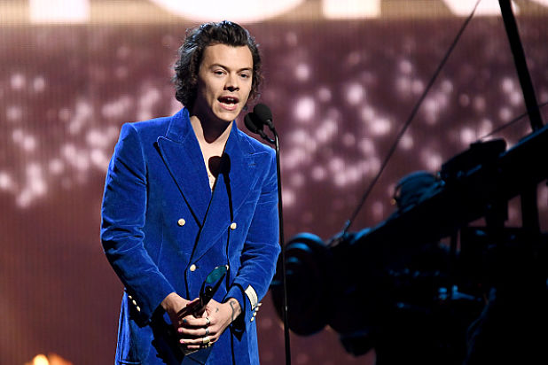 618px x 412px - Harry Styles Turns Down Prince Eric Role in 'Little Mermaid'