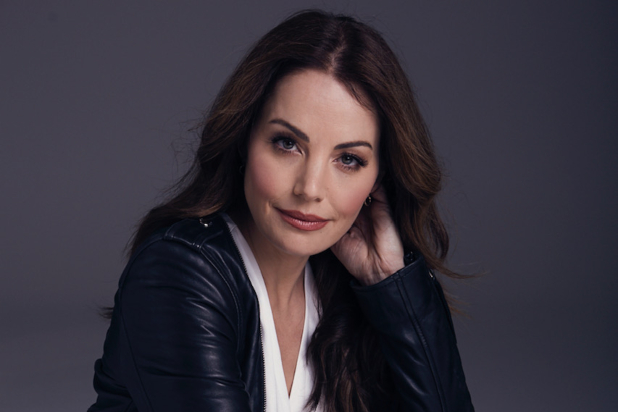 618px x 412px - Crisis on Infinite Earths': Erica Durance to Reprise ...
