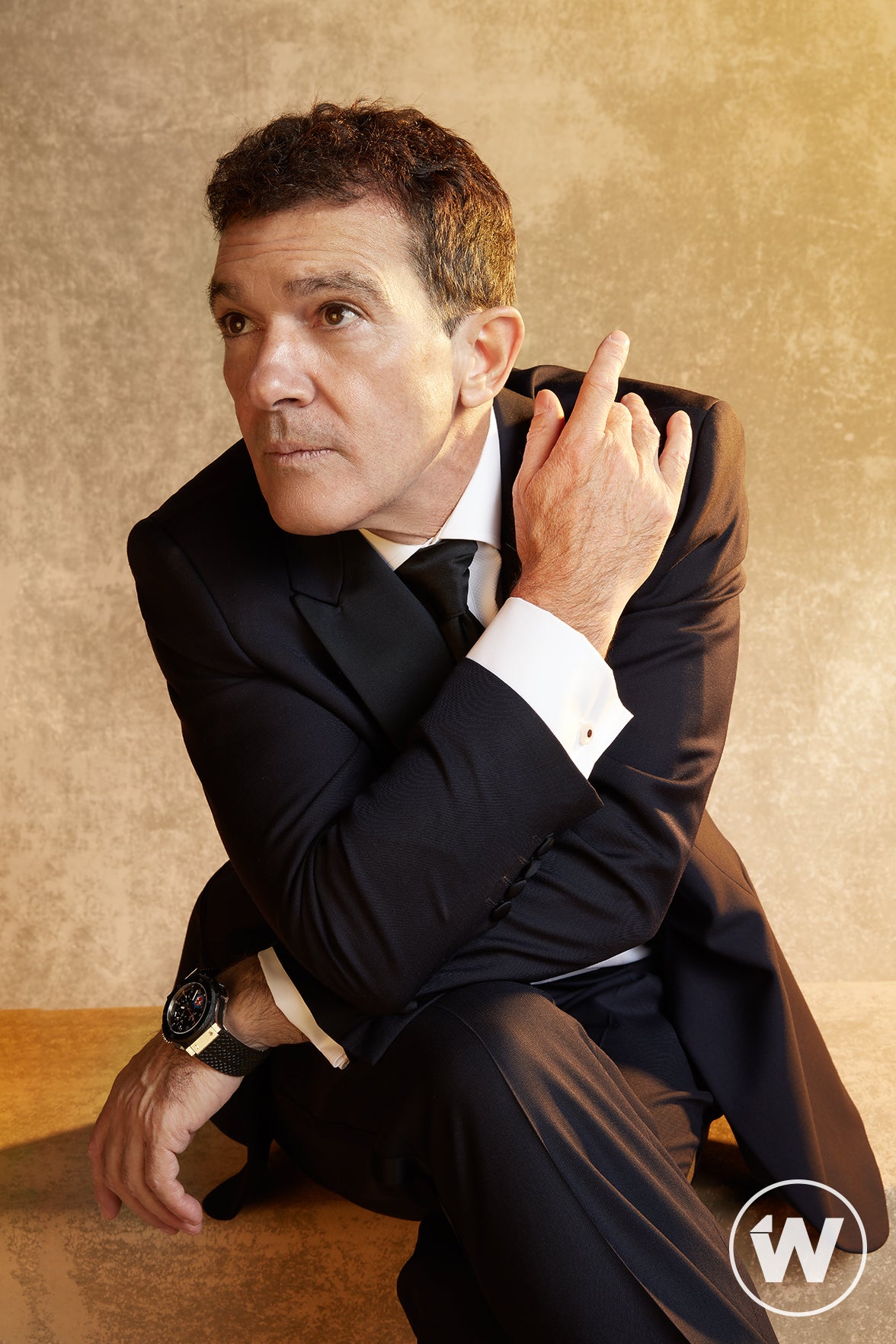 https://www.thewrap.com/wp-content/uploads/2020/01/Antonio-Banderas.jpg