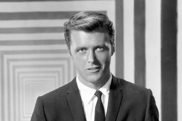 618px x 412px - Edd Byrnes, 'Grease' and '77 Sunset Strip' Star, Dies at 87