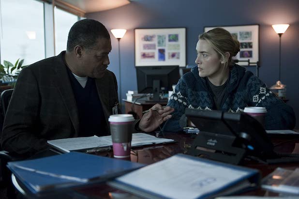 https://www.thewrap.com/wp-content/uploads/2020/03/Contagion-Laurence-Fishburne-Kate-Winslet.jpg