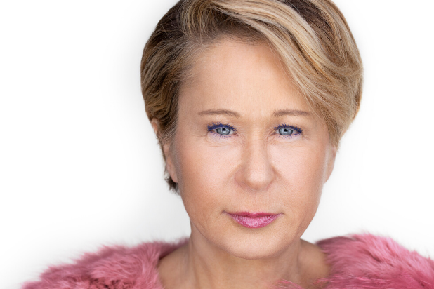 'The Simpsons' Star Yeardley Smith on Hosting True-Crime Podcast 'Small