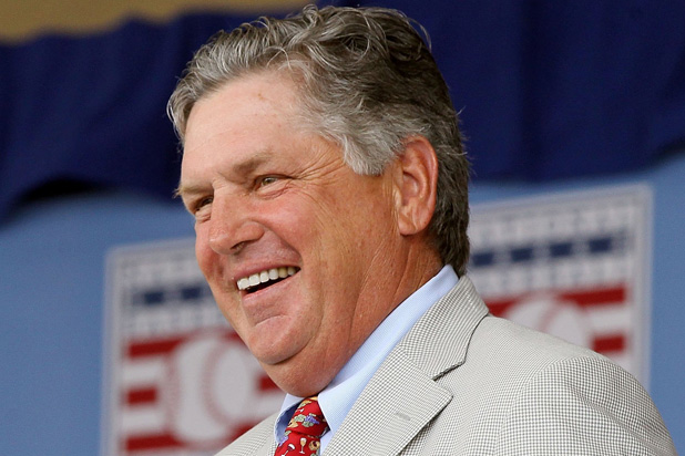 Tom Seaver, Hall of Fame Pitcher, Dies at 75 of COVID-19 - TheWrap
