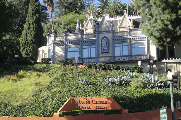 magic castle whatsyoursign