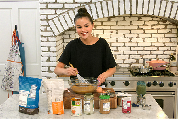 'Selena + Chef' EP on Giving Selena Gomez Harder Recipes in Season 2 ...