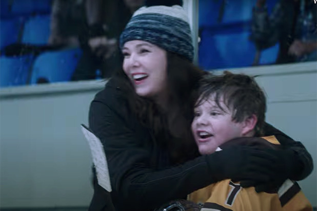 Lauren Graham can't save 'The Mighty Ducks: Game Changers' on Disney+