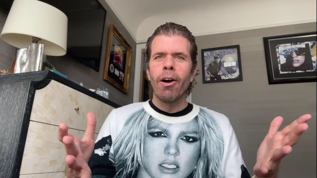 People Aren T Cutting Perez Hilton Slack After Britney Apology He Was A Bully