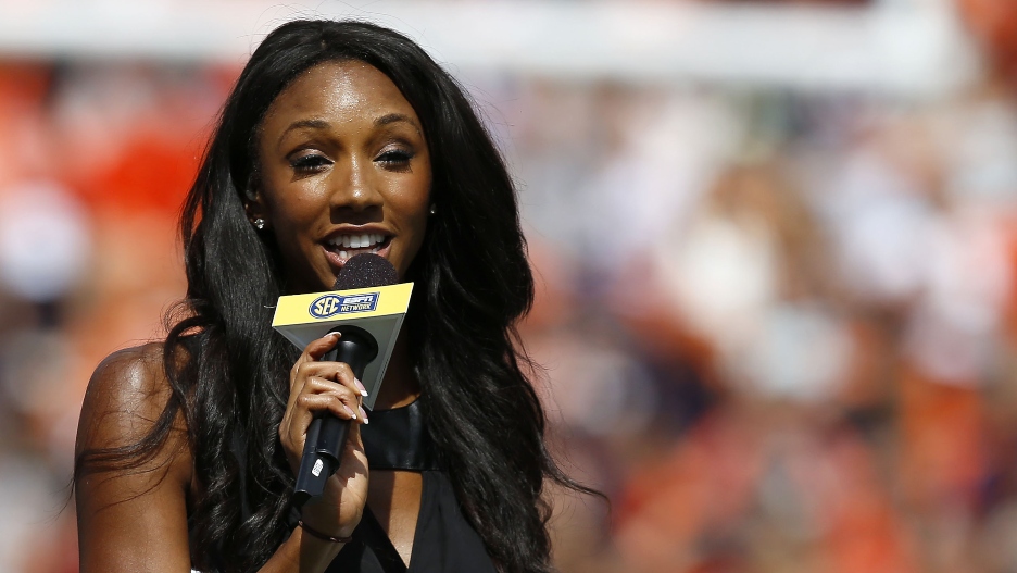 Maria Taylor Named NBC Football Night in America Host – The Hollywood  Reporter