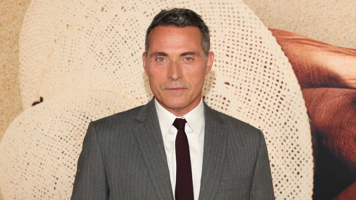 Rufus Sewell Joins Keri Russell In Netflixs The Diplomat Thewrap 6621