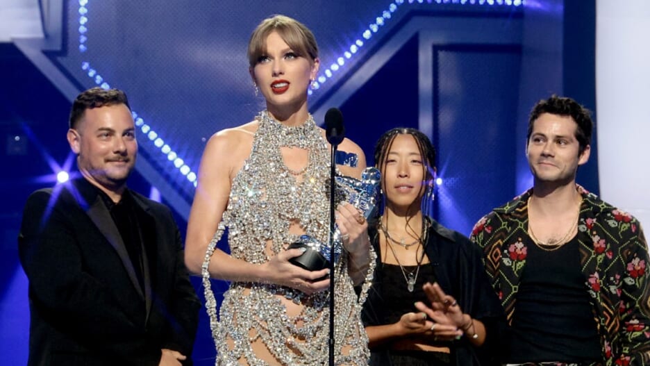 Taylor Swift Wins Video of the Year at the 2022 MTV VMAs TheWrap