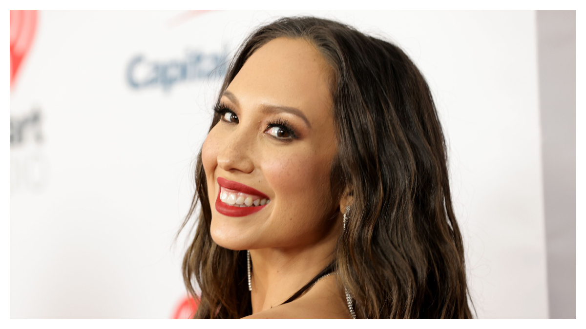 Dwts Dance Pro Cheryl Burke Exits Show After 26 Seasons