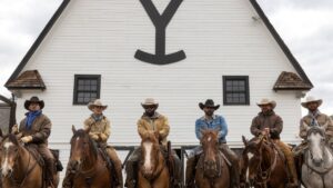 ‘Yellowstone’ Season 5 Cast and Character Guide (Photos)