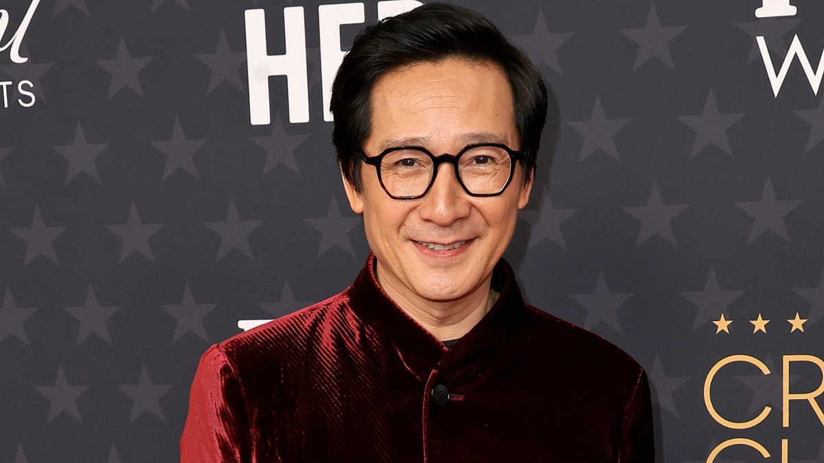 Ke Huy Quan wins the Oscar for Best Supporting Actor : r/Fauxmoi