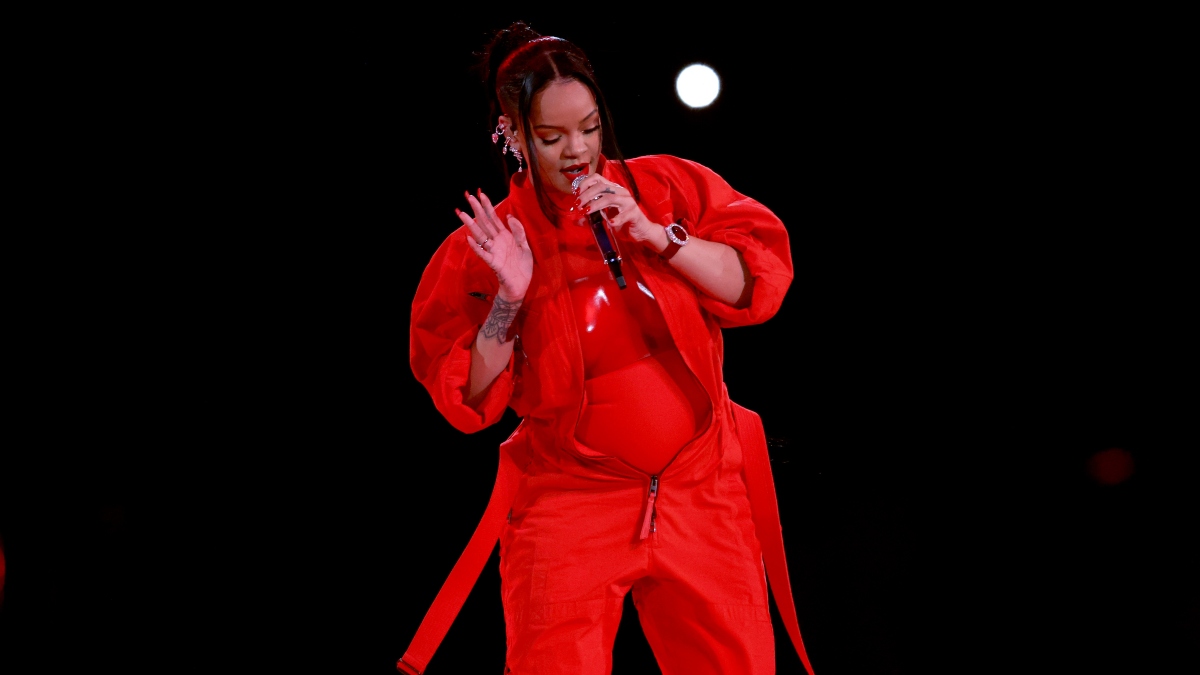 Rihanna's Super Bowl halftime show is breaking the internet