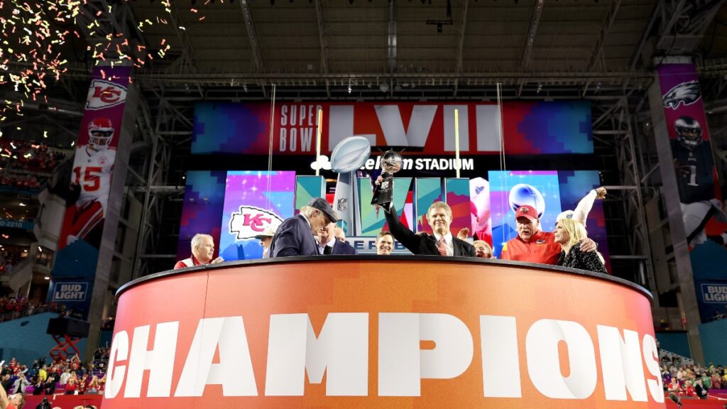 Super Bowl Delivers 113 Million Viewers on Fox