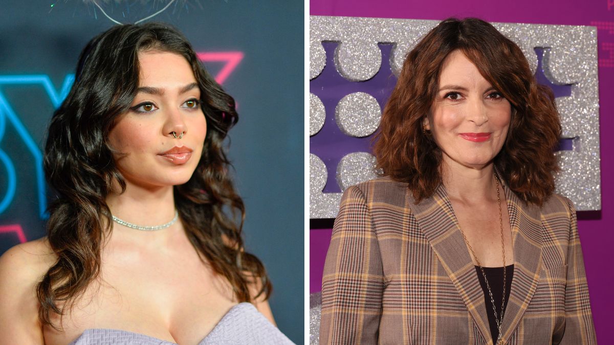 Paramount Shifts Mean Girls From Streaming To Theatrical With 2024   Mean Girls Aulii Cravalho Tina Fey 