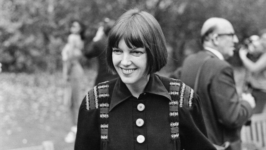 Mary Quant British Designer Credited With Creating The Miniskirt Dies At 93