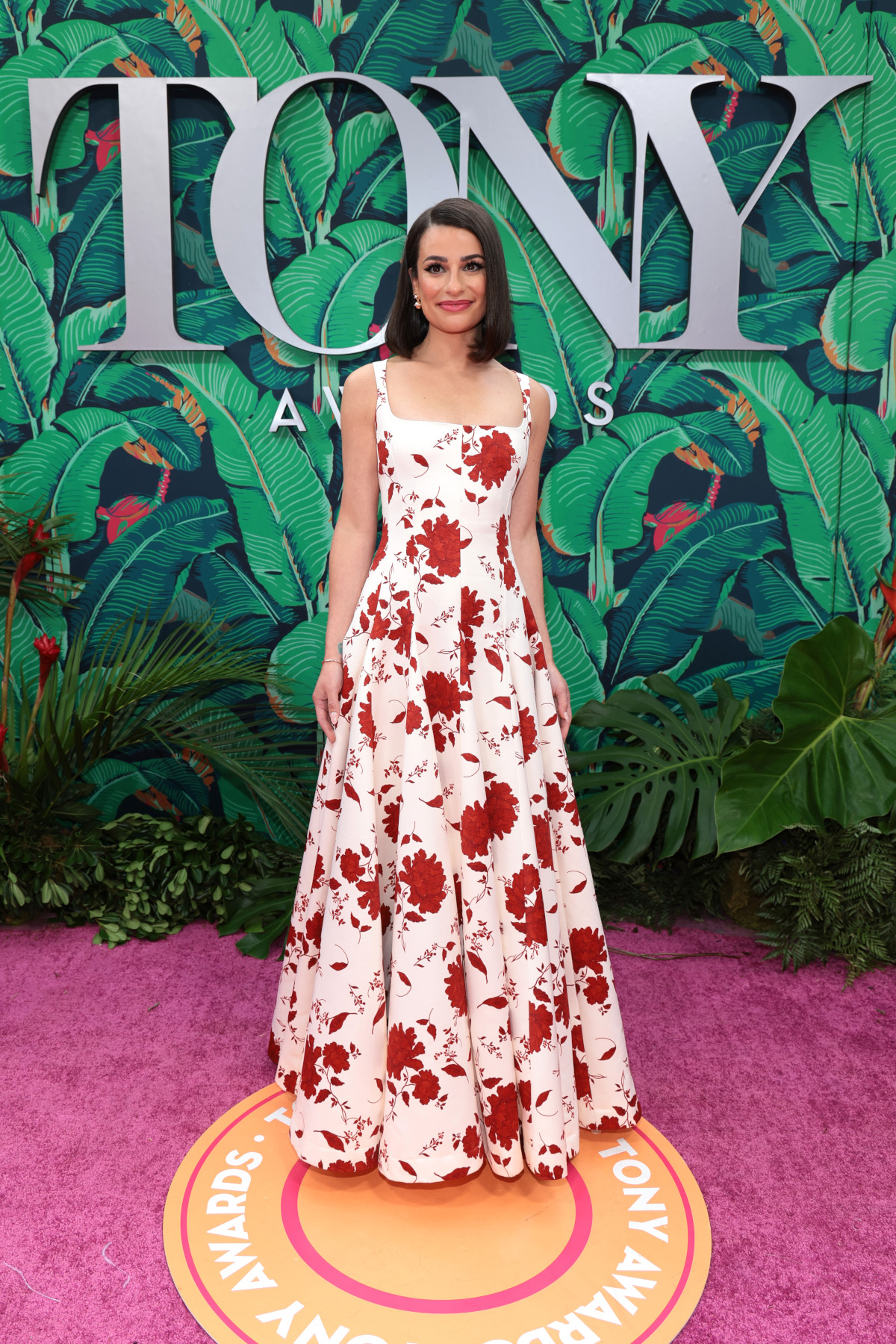 Tony Awards 2023 See the StarStudded Red Carpet Arrival Photos