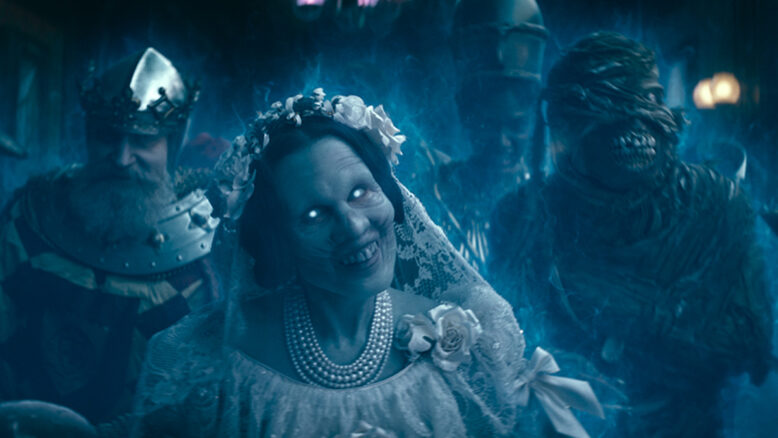 How The Haunted Mansion Movie Integrated Both Versions Of The Ride 3001