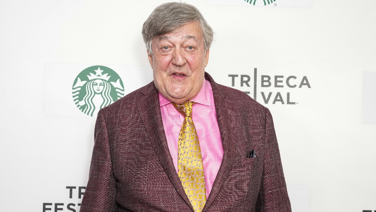 Stephen Fry Compares Current Events to Run-Up to World War 2