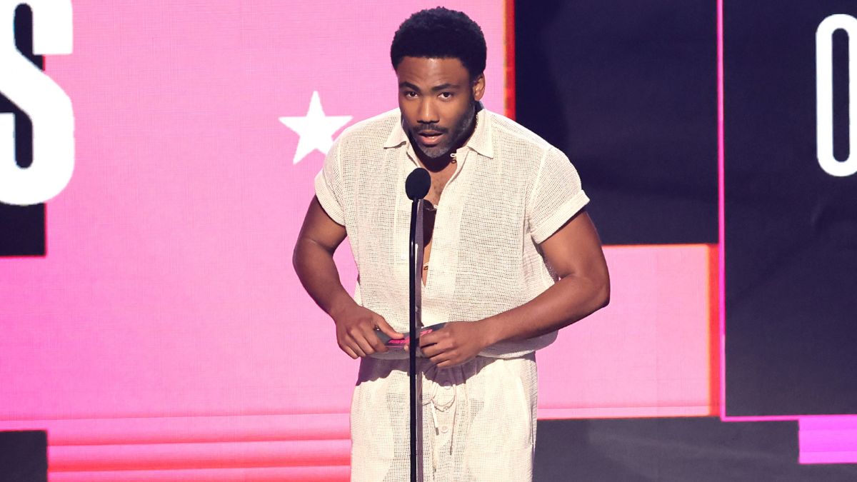 Donald Glover postpones Childish Gambino’s farewell tour to “focus on my physical health”