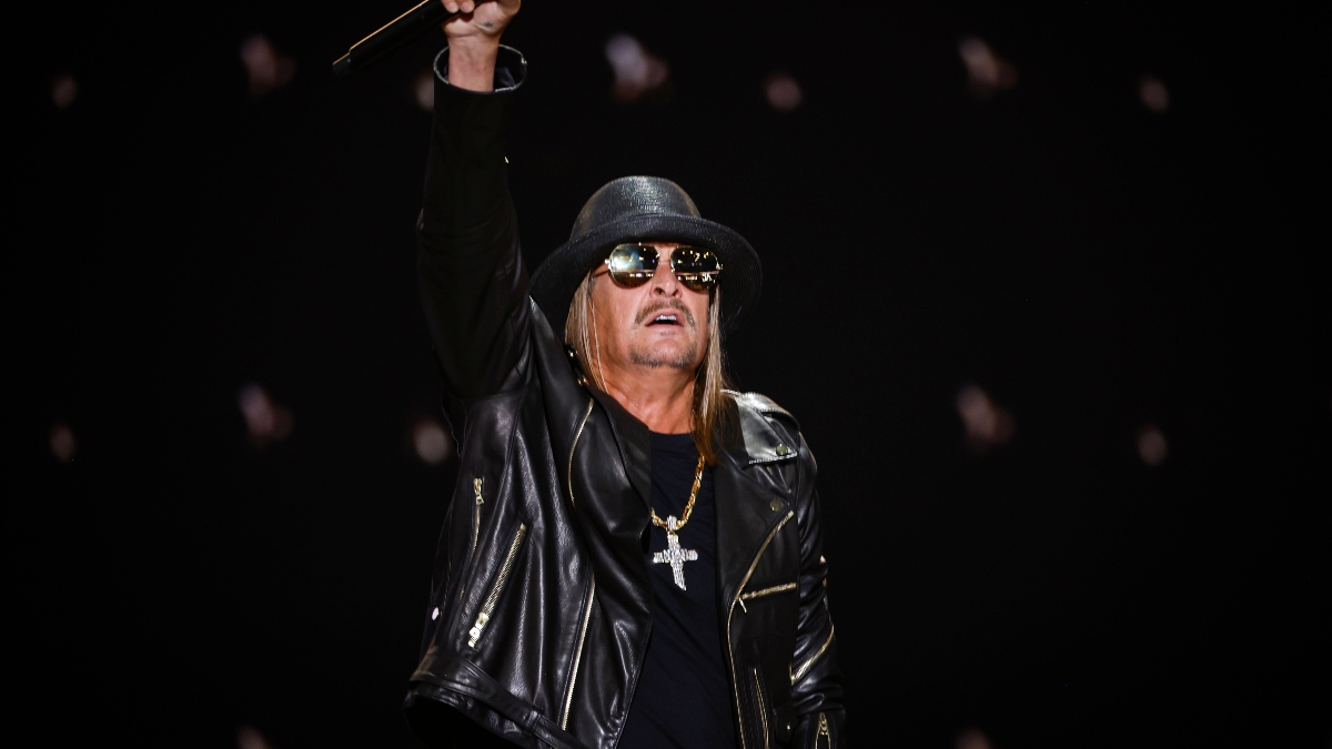 Kid Rock’s RNC Performance Roasted by…